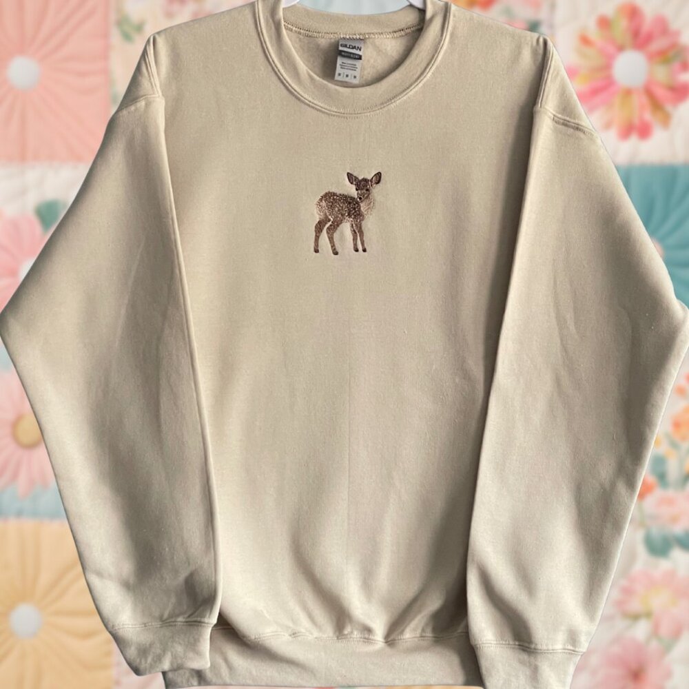 Deer Medium Beige Embroidered Crewneck Sweatshirt